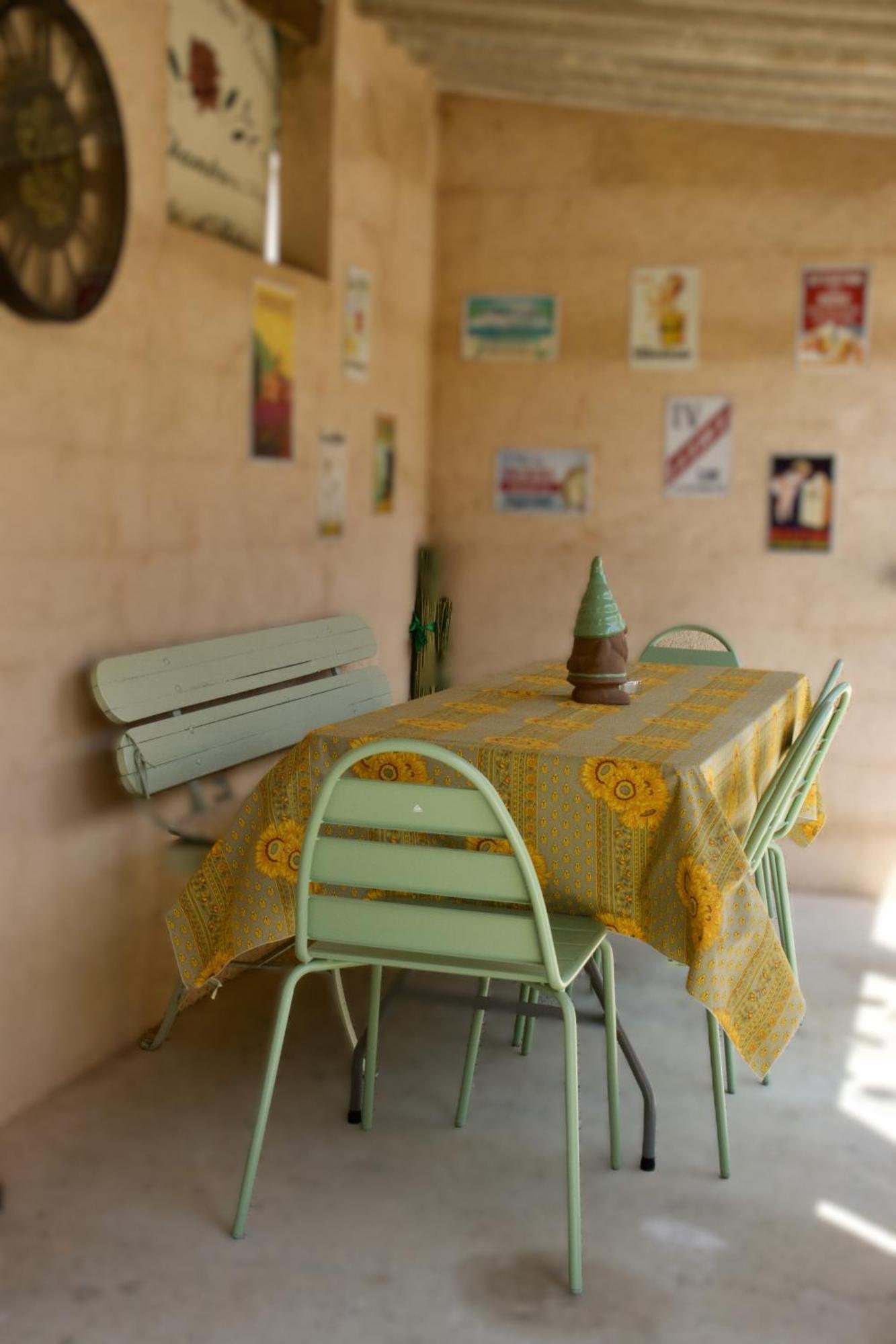 La Bastide Des Roses Bed & Breakfast Saint-Julien-d'Asse Exterior photo