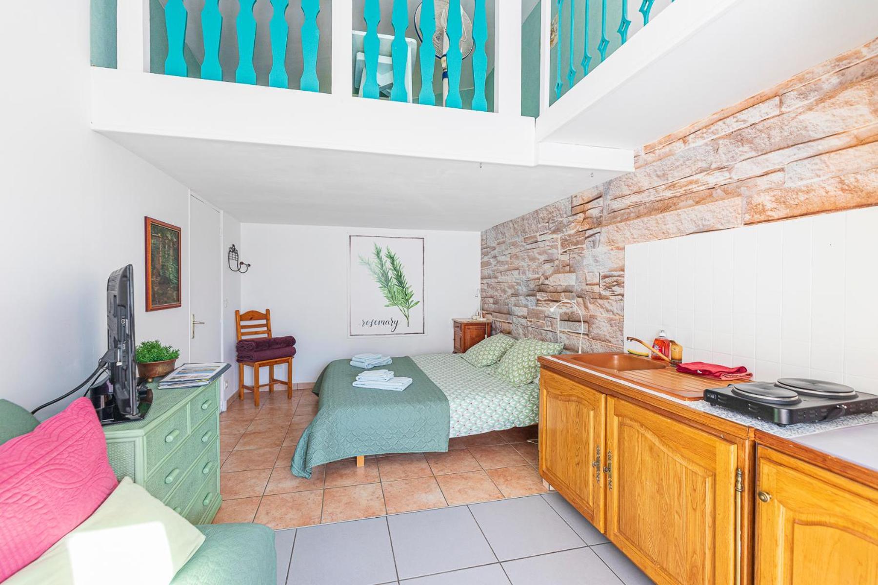 La Bastide Des Roses Bed & Breakfast Saint-Julien-d'Asse Exterior photo